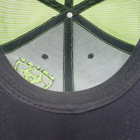 Ariat Snap Back Mesh Back Hat Adjustable Embroidered Logo Green Gray - Picture 10 of 16